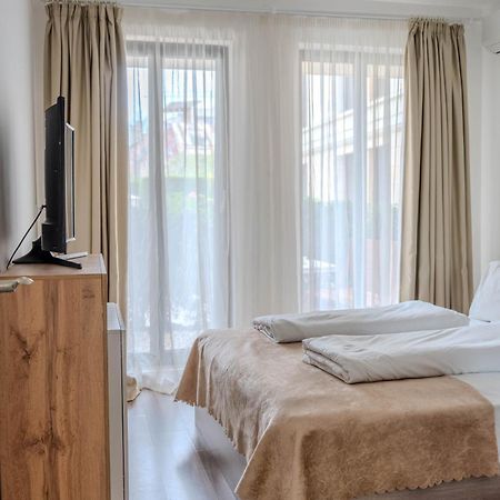 Apartment In Evargreen Complex With Terrace Варна Екстериор снимка