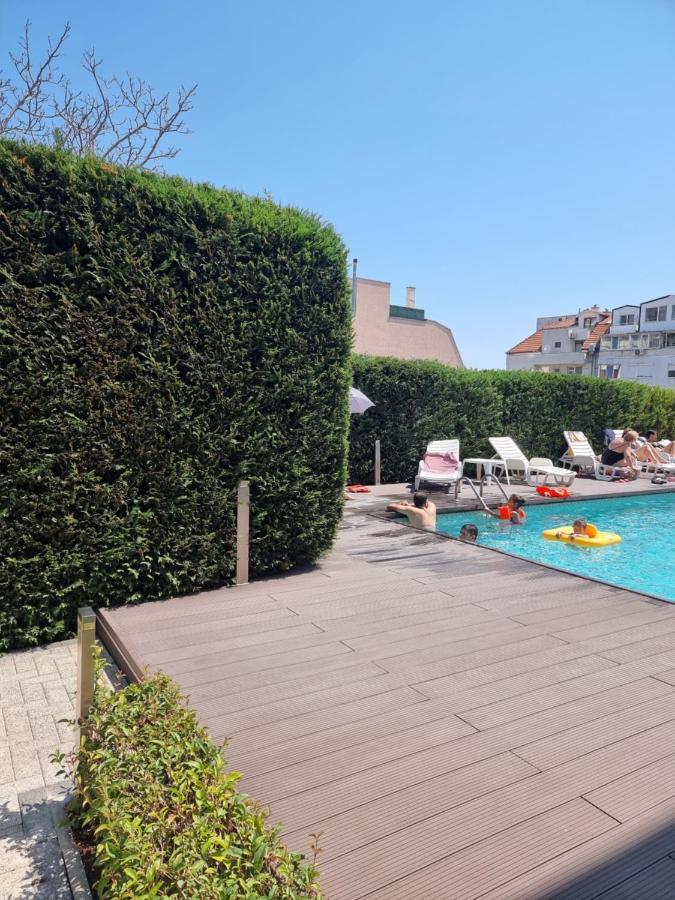 Apartment In Evargreen Complex With Terrace Варна Екстериор снимка